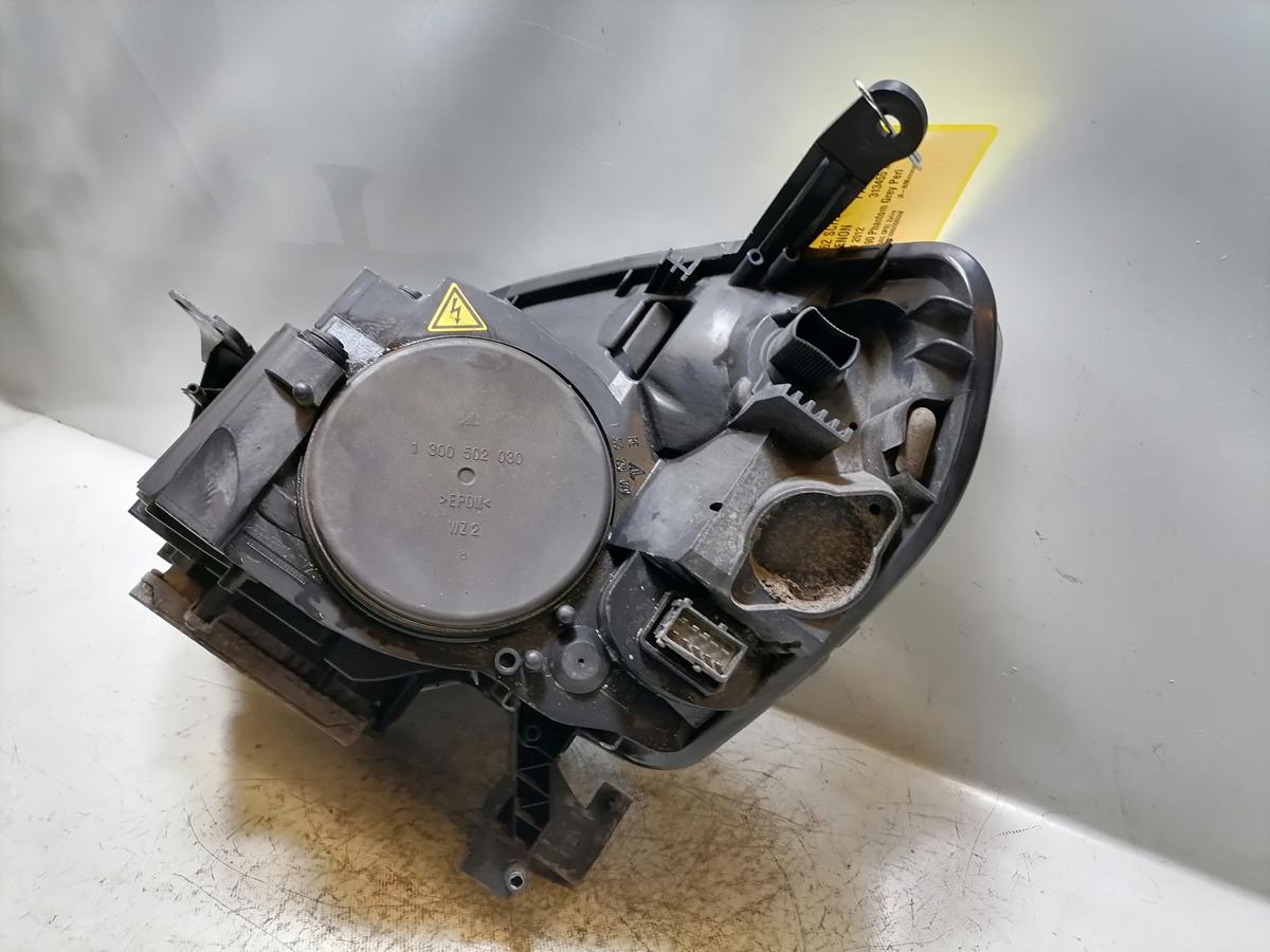 Opel Zafira B Xenonscheinwerfer vorn rechts mitlenkend Facelift Bj.2012